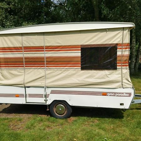 Old Timer Vouwwagen Tynaarlo Exterior photo